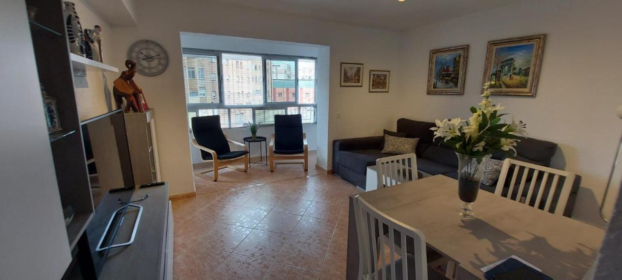 Apartamento Velazquez Malaga Ngoại thất bức ảnh